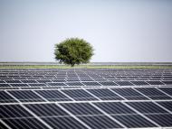 Centrale solaire de Khirasara, Gujarat, Inde